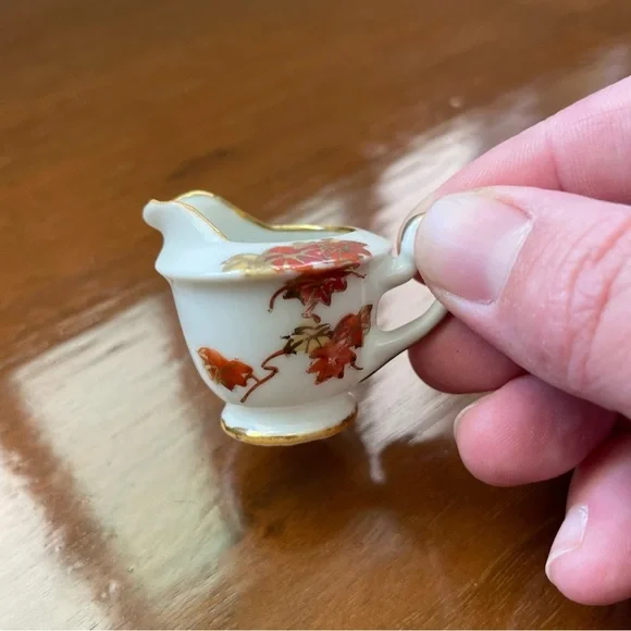 Vintage Porcelain Miniature Tea Set White Red Orange Yellow Gold Gilded Maple - Picture 7 of 12